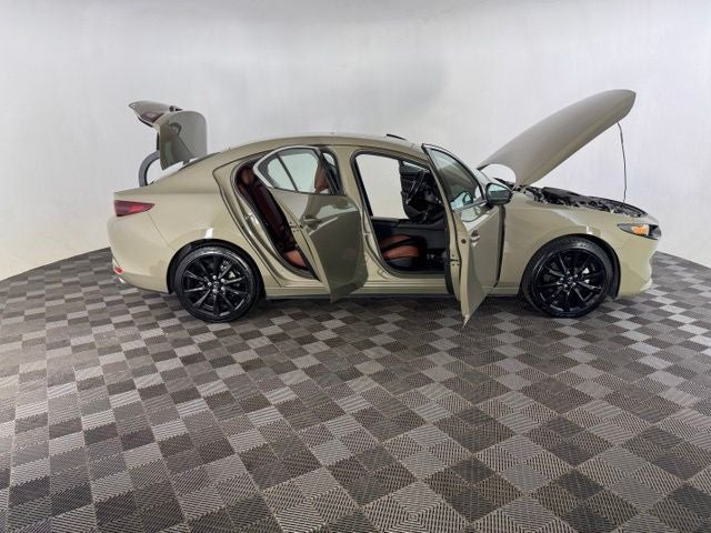 2024 Mazda Mazda3 2.5 Carbon Turbo
