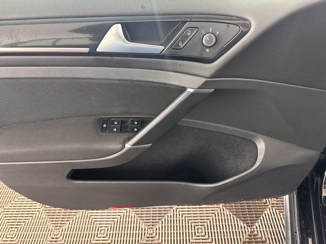2017 Volkswagen Golf GTI S