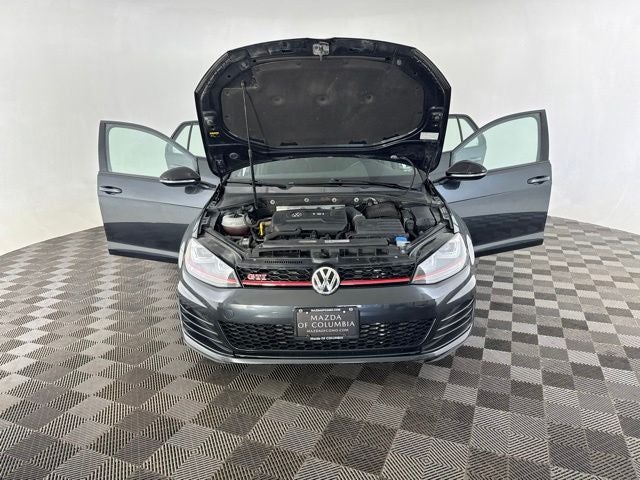 2017 Volkswagen Golf GTI Sport