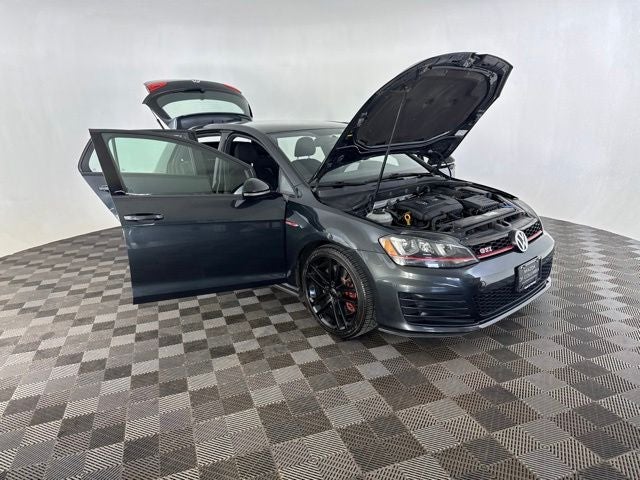 2017 Volkswagen Golf GTI Sport