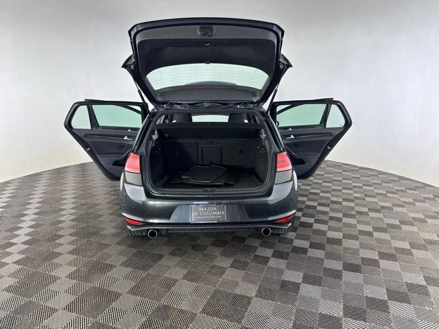 2017 Volkswagen Golf GTI Sport