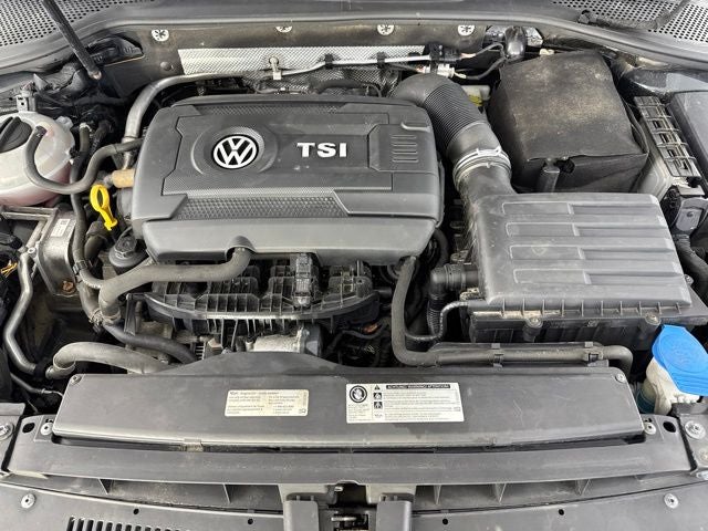 2017 Volkswagen Golf GTI Sport