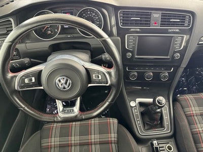 2017 Volkswagen Golf GTI Sport