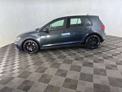 2017 Volkswagen Golf GTI Sport