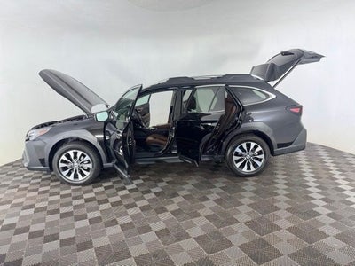 2023 Subaru Outback Touring