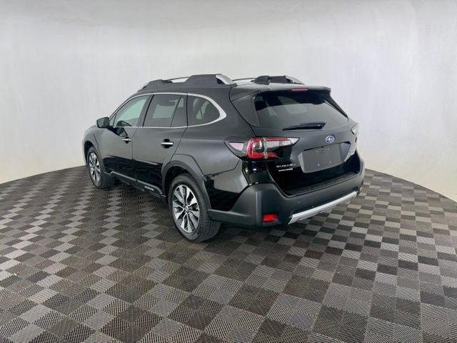 2023 Subaru Outback Touring