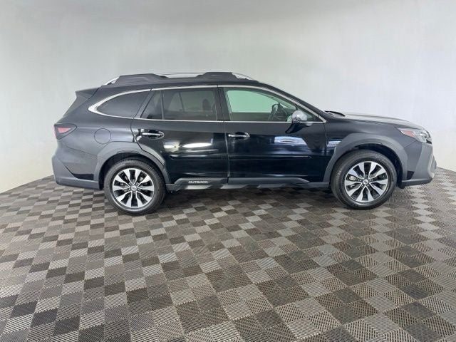 2023 Subaru Outback Touring