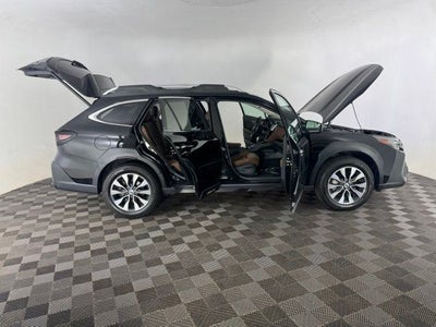 2023 Subaru Outback Touring
