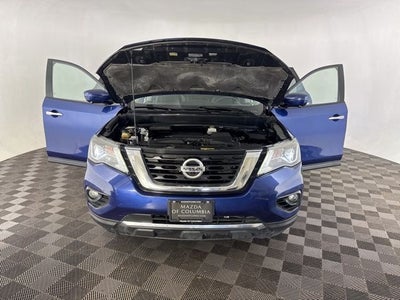 2020 Nissan Pathfinder SL