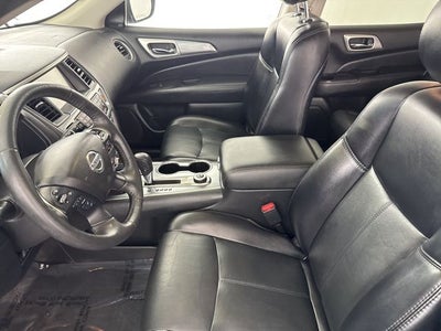 2020 Nissan Pathfinder SL