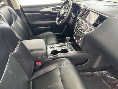 2020 Nissan Pathfinder SL