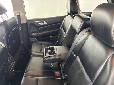 2020 Nissan Pathfinder SL