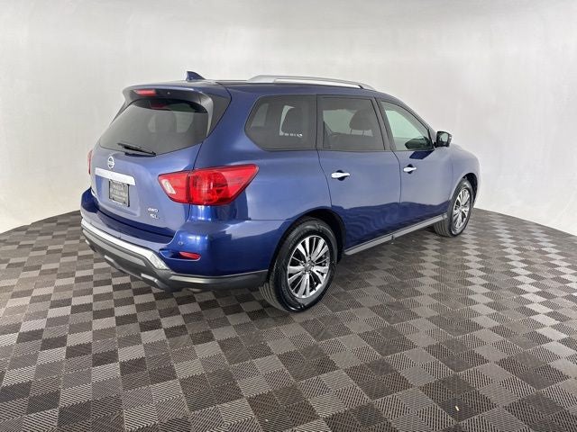 2020 Nissan Pathfinder SL