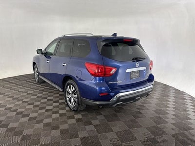 2020 Nissan Pathfinder SL