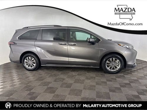 2024 Toyota Sienna XLE