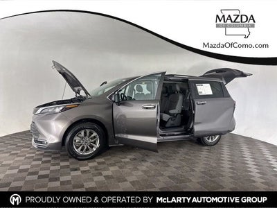 2024 Toyota Sienna XLE