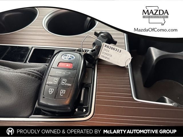 2024 Toyota Sienna XLE