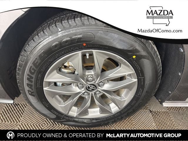 2024 Toyota Sienna XLE