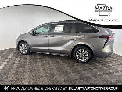 2024 Toyota Sienna XLE