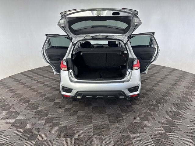 2023 Mitsubishi Outlander Sport 2.0 SE