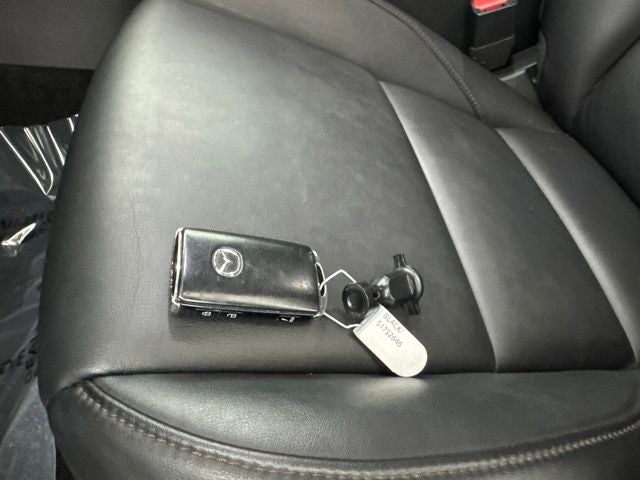 2025 Mazda Mazda3 2.5 S Select Sport