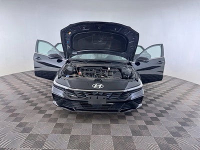 2024 Hyundai Elantra Limited