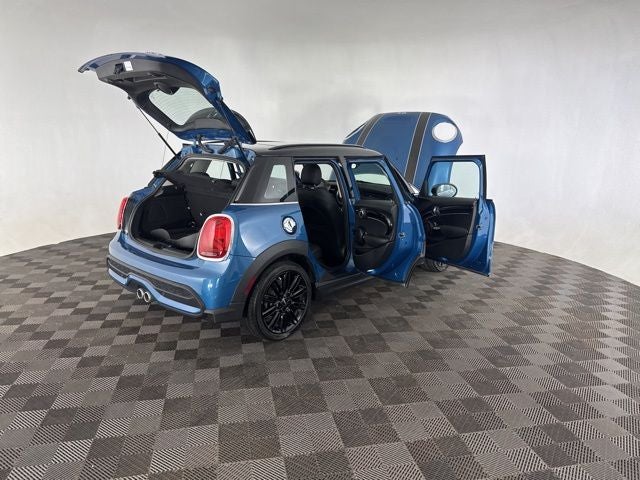 2024 MINI Cooper S Signature