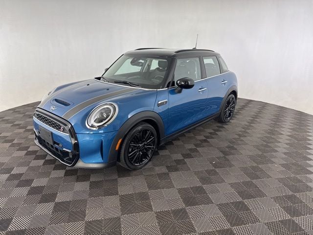 2024 MINI Cooper S Signature