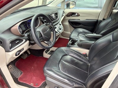 2021 Chrysler Voyager LXI
