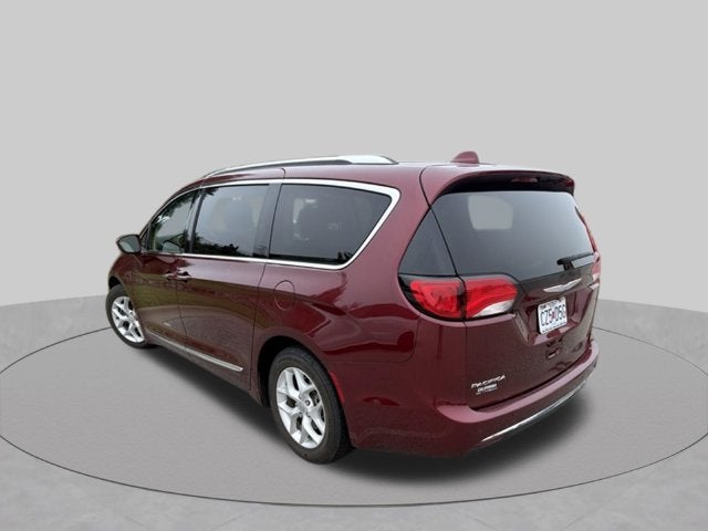2017 Chrysler Pacifica Touring L Plus
