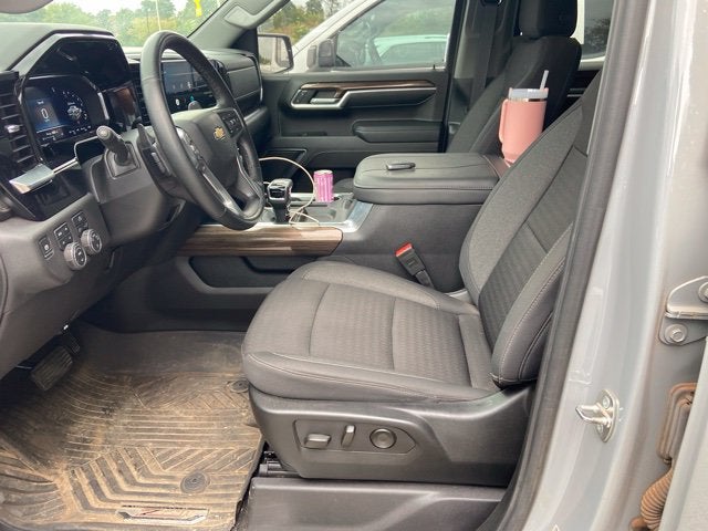 2024 Chevrolet Silverado 1500 LT LT1
