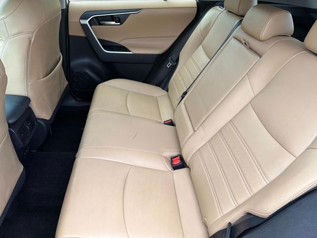 2022 Toyota RAV4 Hybrid XLE Premium