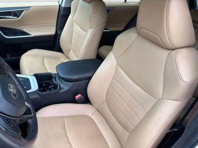 2022 Toyota RAV4 Hybrid XLE Premium