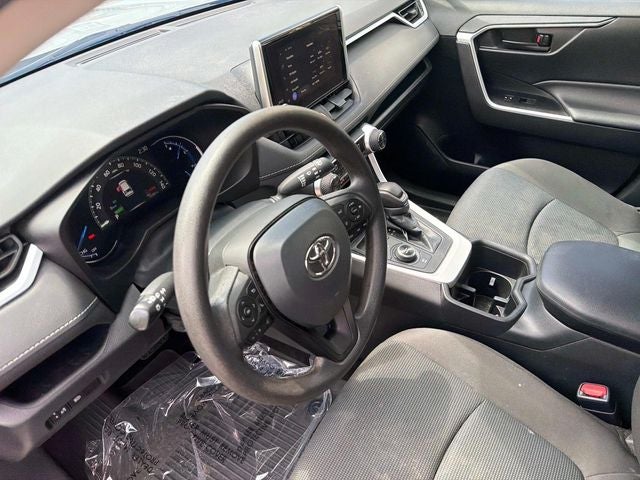 2023 Toyota RAV4 Hybrid LE