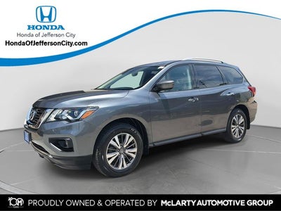 2020 Nissan Pathfinder SV