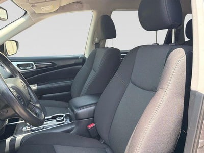 2020 Nissan Pathfinder SV