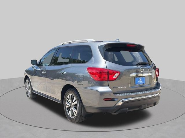2020 Nissan Pathfinder SV