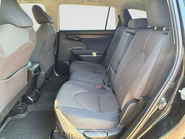 2020 Toyota Highlander Hybrid LE