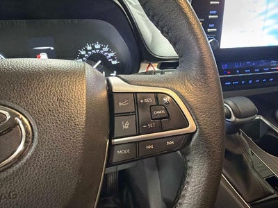 2023 Toyota Sienna XLE 7 Passenger