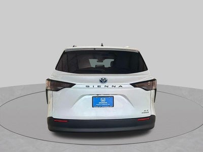 2023 Toyota Sienna XLE 7 Passenger