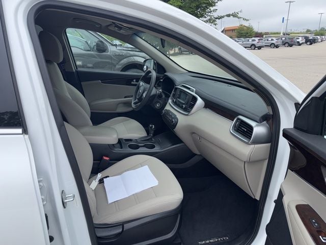2017 Kia Sorento LX