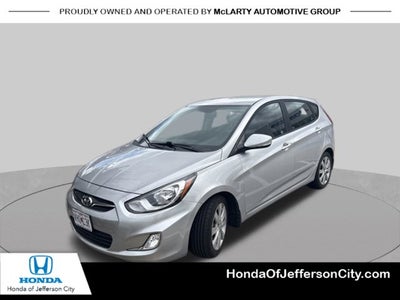 2013 Hyundai Accent SE