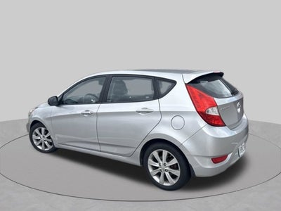 2013 Hyundai Accent SE