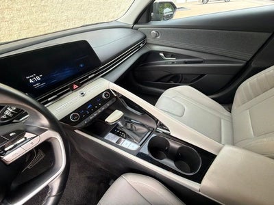2024 Hyundai Elantra Limited