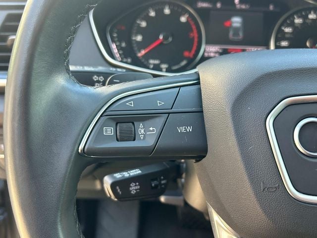 2023 Audi Q5 45 S line Premium quattro