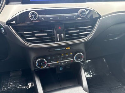 2022 Ford Escape SE