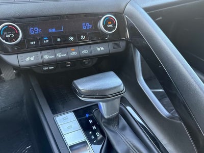 2022 Hyundai Elantra Hybrid Limited