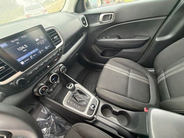 2023 Hyundai Venue SEL