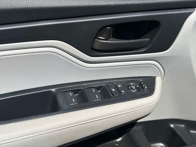 2023 Kia Niro EX Touring
