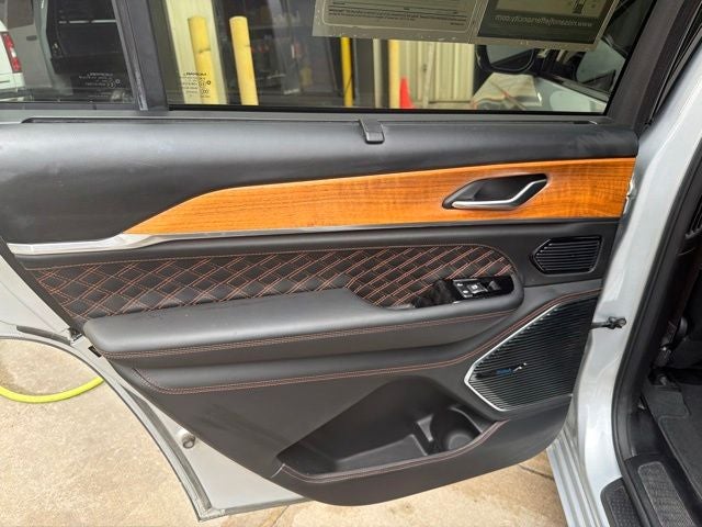2021 Jeep Grand Cherokee L Summit